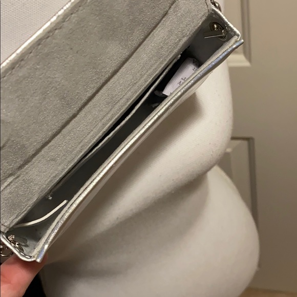 SOLD - Hologram mini purse - Picture 5 of 8